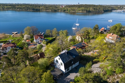 Villa i Stocksund - Långängen, Stockholm, Danderyd, Olof Hermelins väg 14