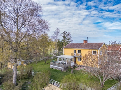 Villa i Runtuna, Nyköping, Södermanland, Lid Örsta Björkhult 1