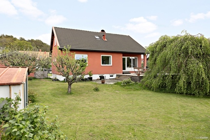 Villa i Kannebäck, Västra Frölunda, Västra Götaland, Göteborg, Bronsyxegatan 14