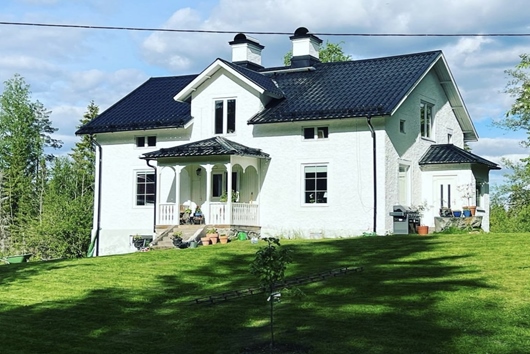 Villa i Gusselby, Örebro, Lindesberg, Vita Karlstorp Östra Hagen 244