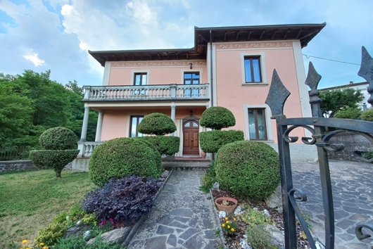 Villa i Camporgiano, Toscana, Lucca, Camporgiano