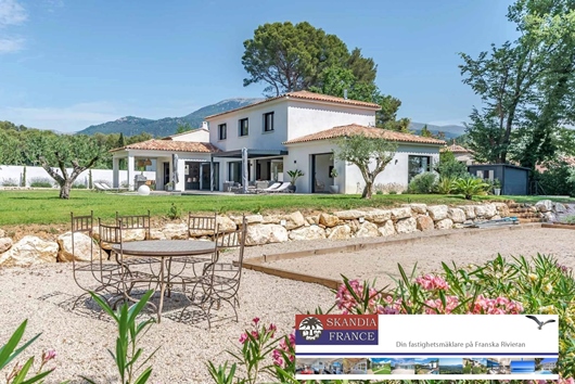 Villa i Franska Rivieran, Roquefort Les Pins, Provence-Alpes-Côte D'azur, Alpes-Maritimes, Roquefort les Pins