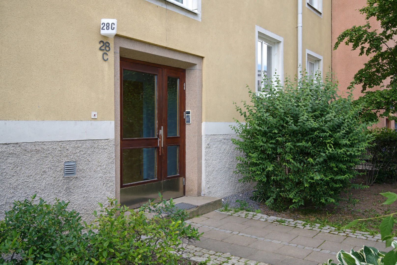 28
