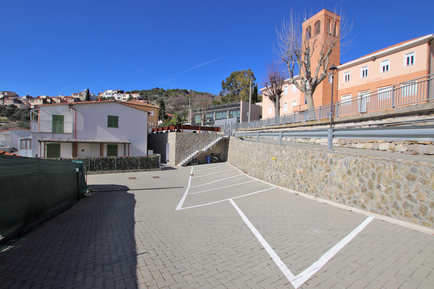 Additional Image 1
