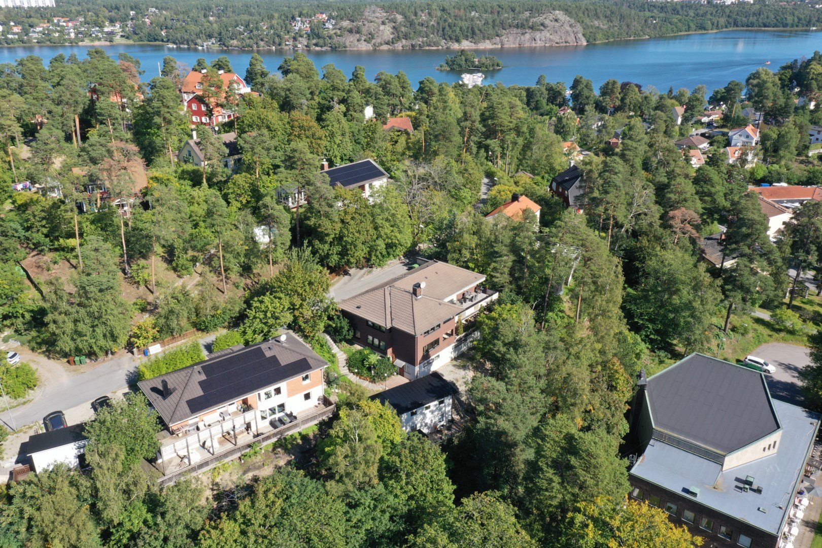 Villa i Sollentuna Centrum, Stockholm, Skogsvägen 10A