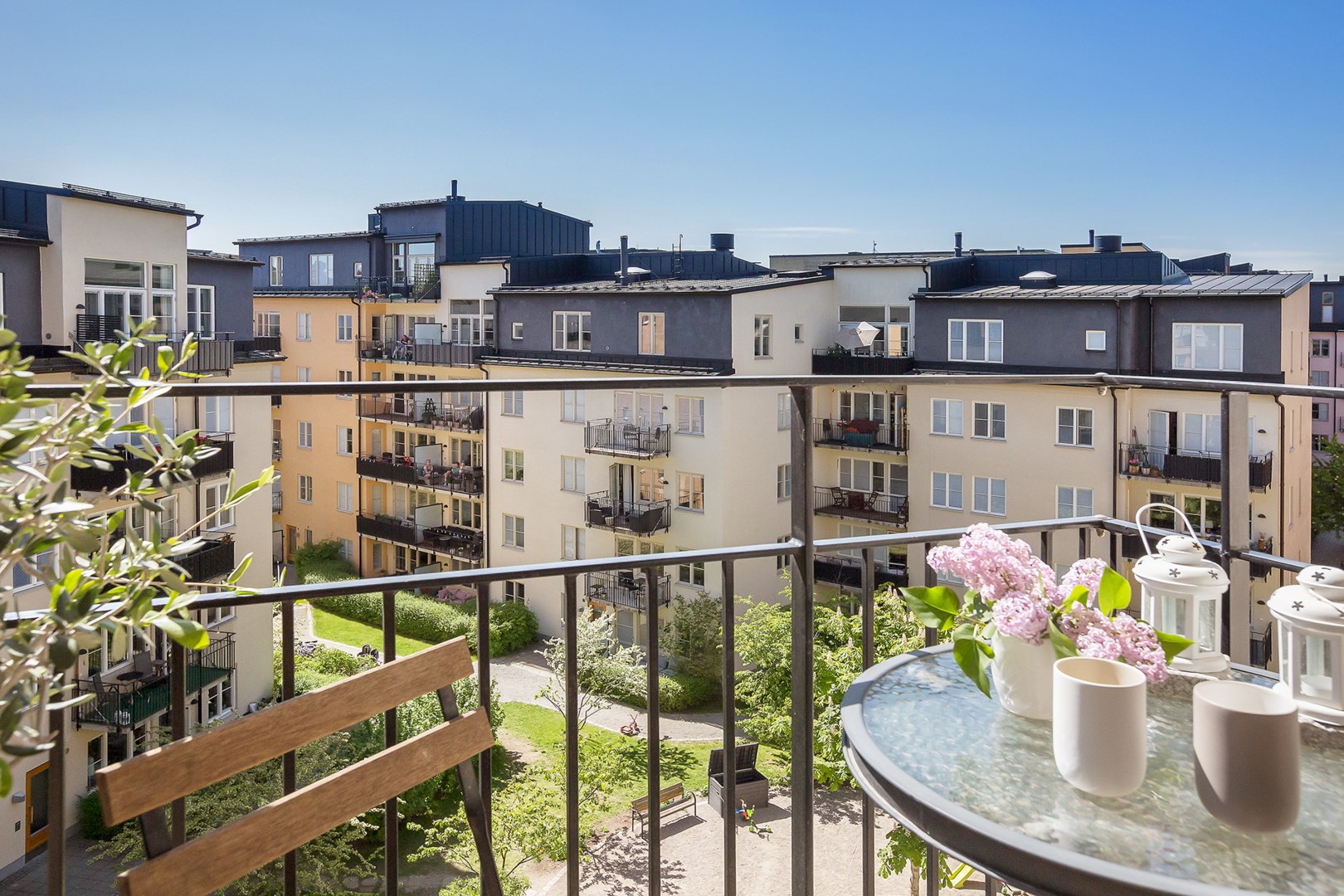 Bostadsrätt i Gamla Filmstaden, Solna, Stockholm, Viktor Sjöströms Väg 9