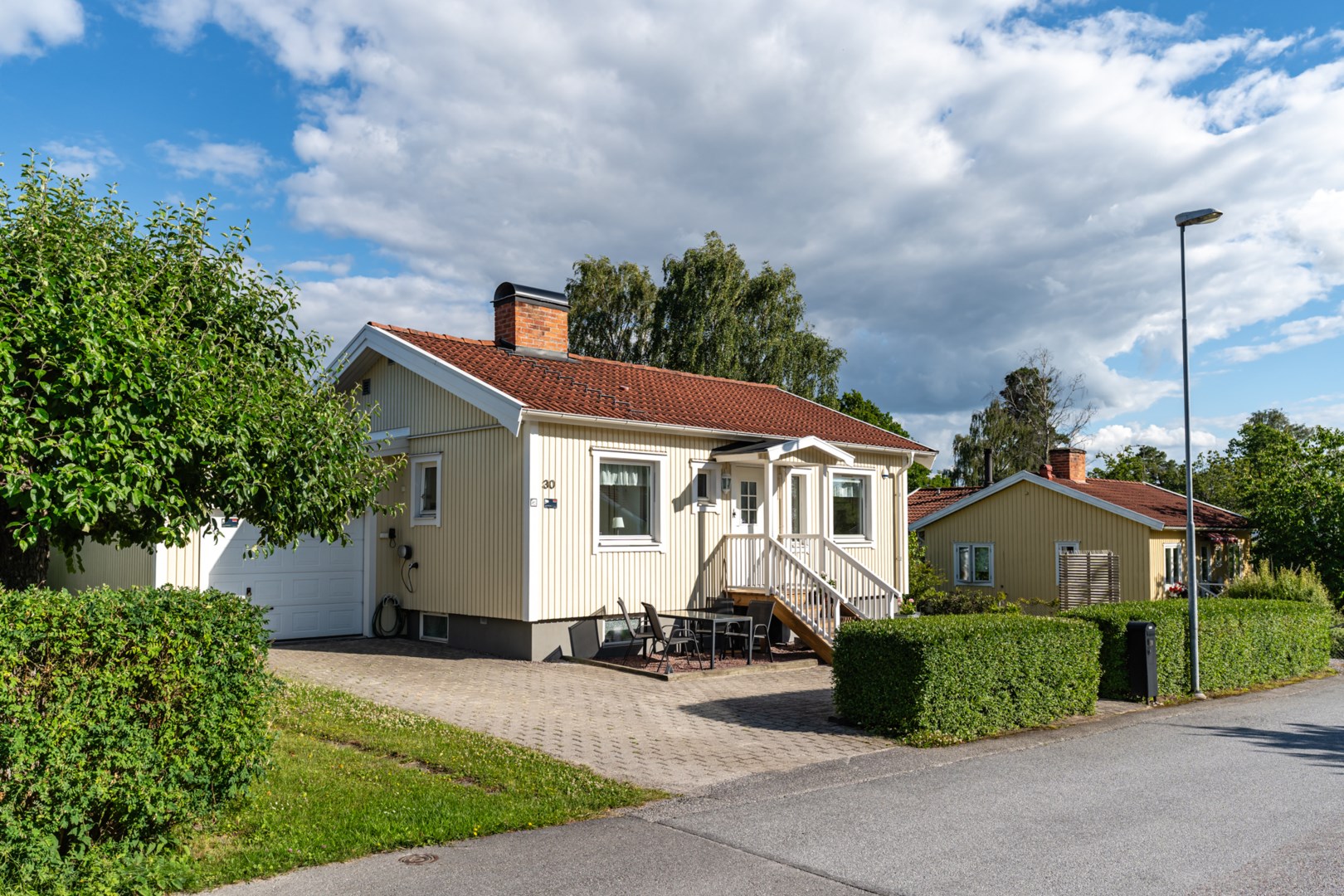 Villa i Kallhäll, Järfälla, Stockholm, Relävägen 30
