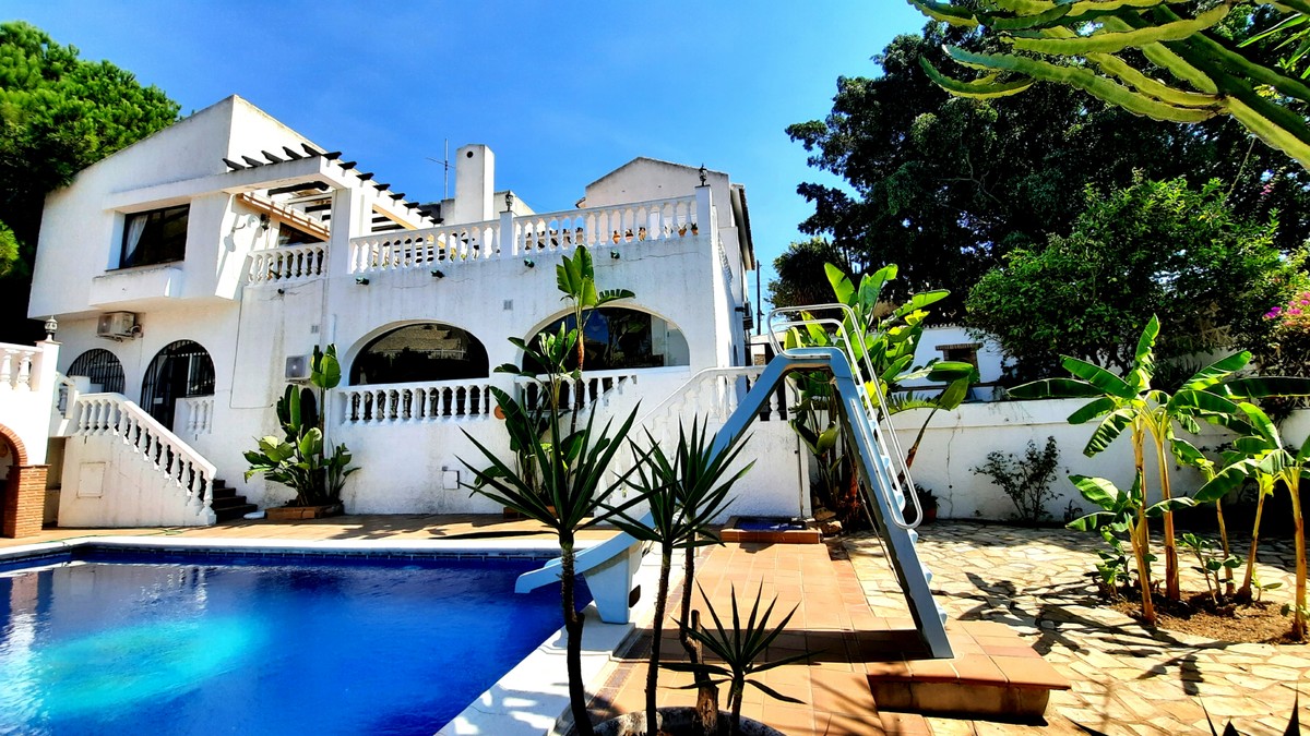 Villa i Costa del Sol, La Sierrezuela, Andalusien, Costa Del Sol Occidental, Costa del Sol - Mijas Costa /L