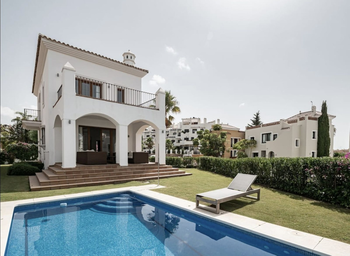 Villa i Costa del Sol, Estepona, Andalusien, Costa Del Sol Occidental, Estepona / Estepona