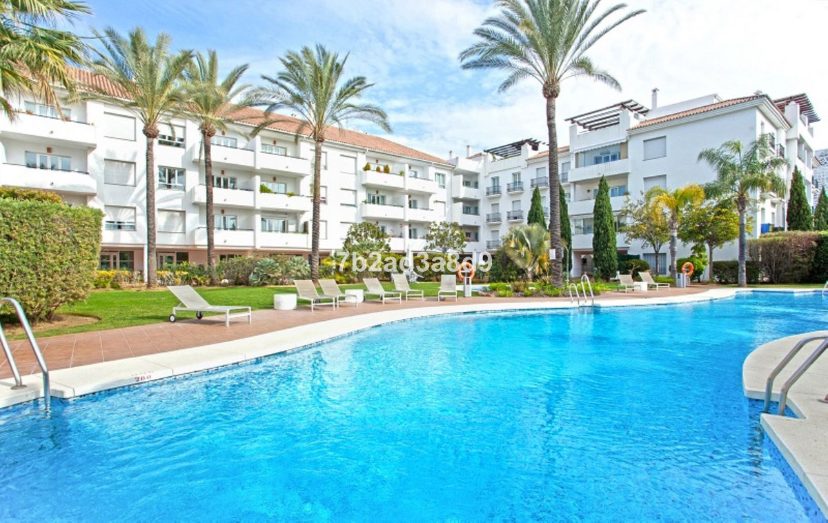 Ägarlägenhet i Costa del Sol, Nueva Andalucia, Andalusien, Campiña De Jerez, Costa del Sol - Marbella / Nue