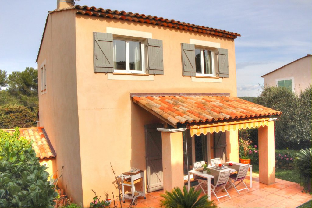 Villa i Franska rivieran, Fr-06560 Valbonne, Provence-Alpes-Côte D'azur, Alpes-Maritimes, Le Val Martin, Valbonne