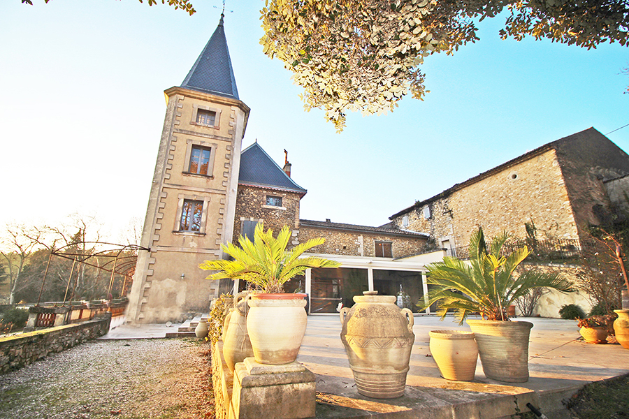 Gods och gårdar i Provence, Utlandet kommun, Frankrike, Orange