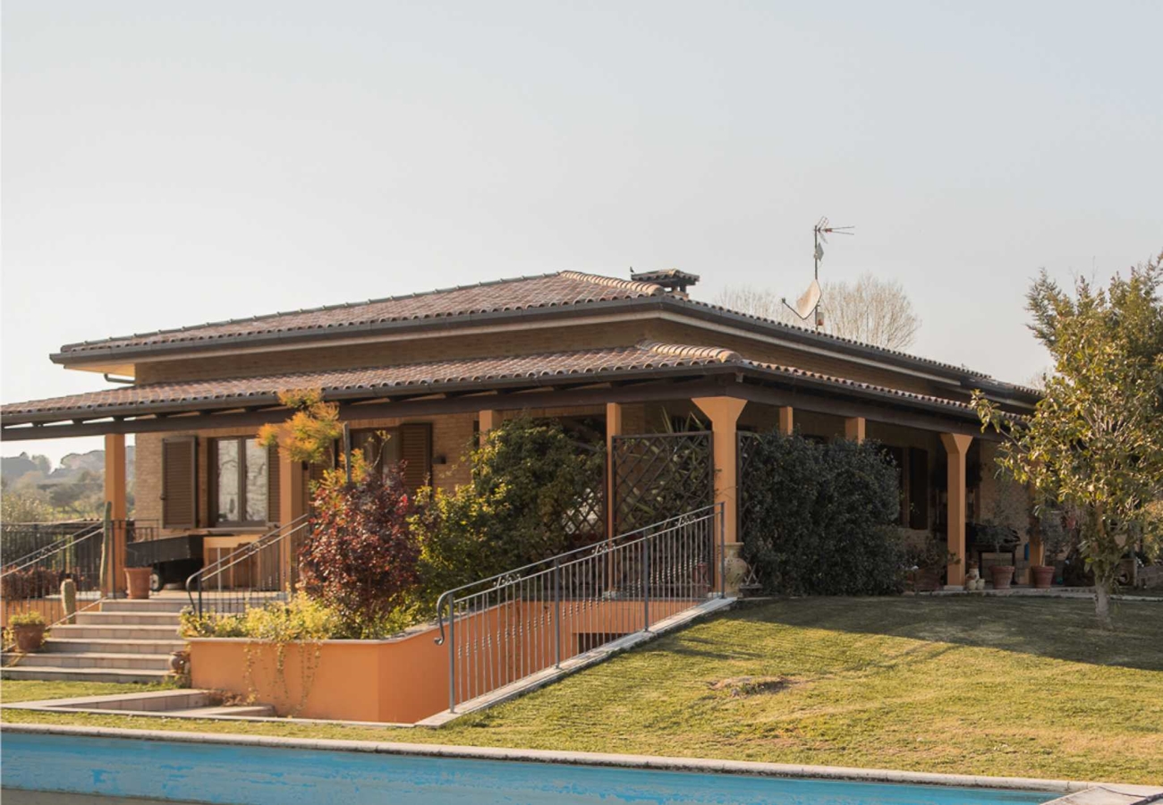 Villa i Marche, Montecassiano , Mc, Macerata, Montecassiano