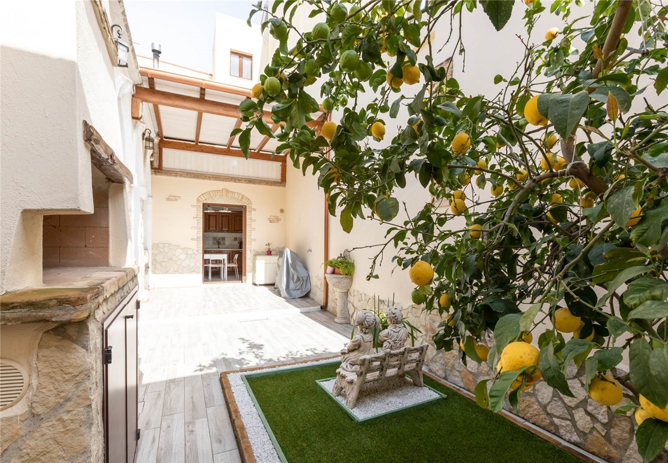 Radhus i Sardinien, Quartu Sant'elena, Sardigna/Sardegna, Cagliari, Quartu Sant'Elena