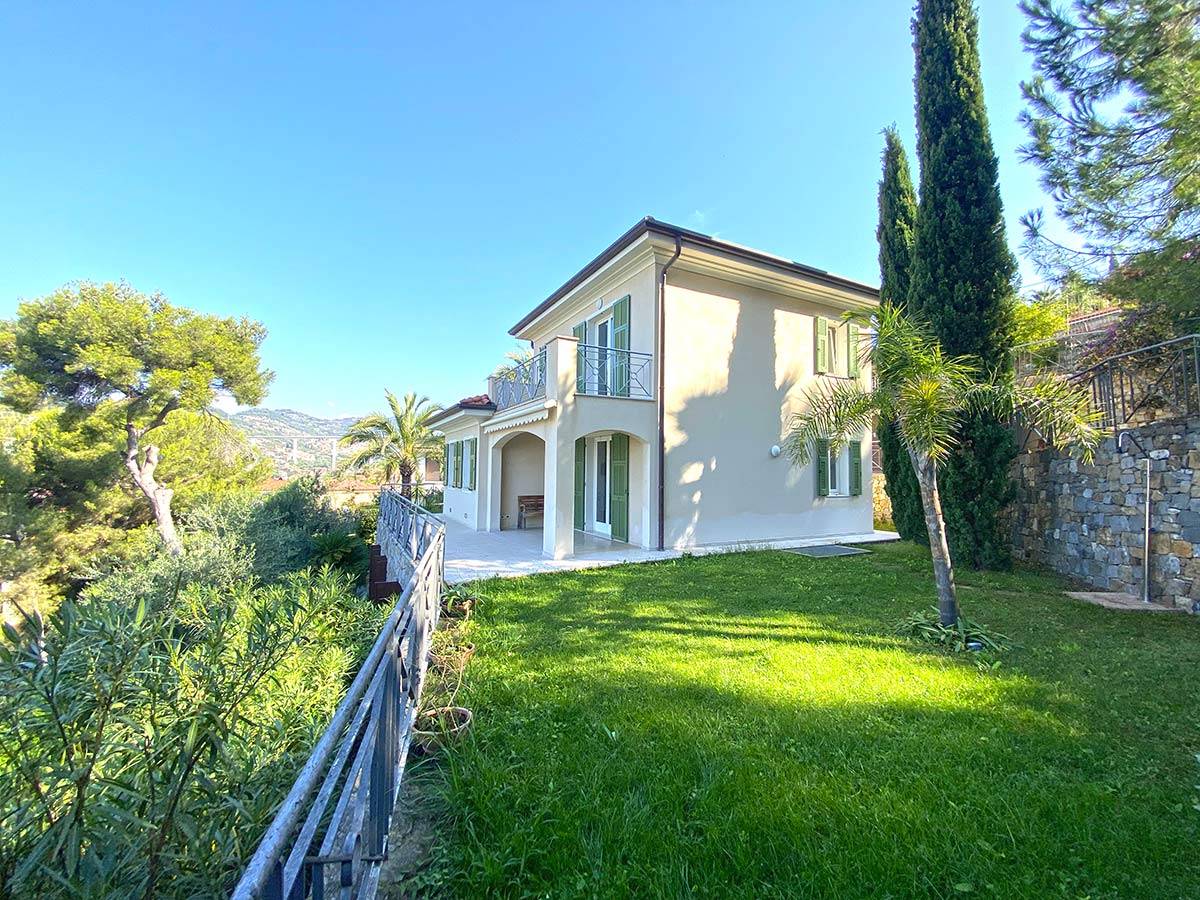 Villa i Bordighera, Ligurien, Imperia, Bordighera