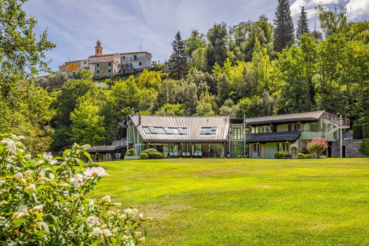 Villa i Imperia, Ligurien, Provincia Di Imperia, Borgomaro