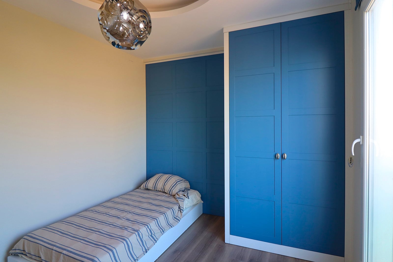 44