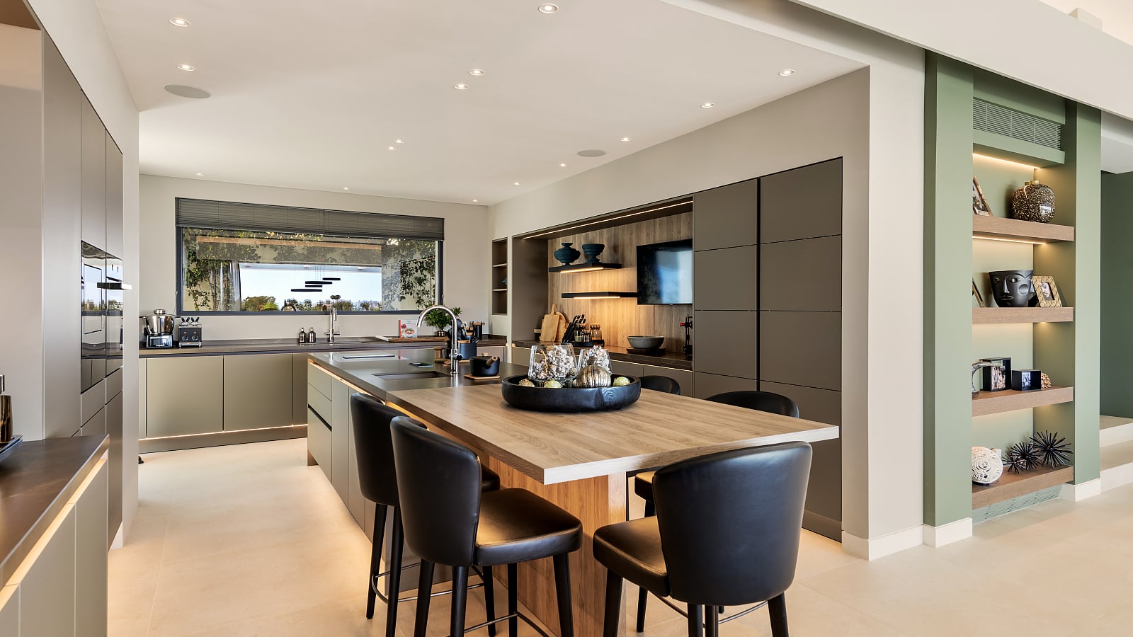 21