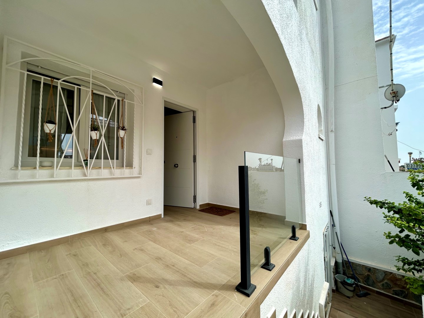 Additional Image 1