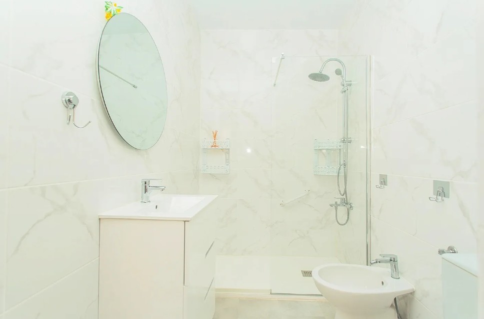 Additional Image 1