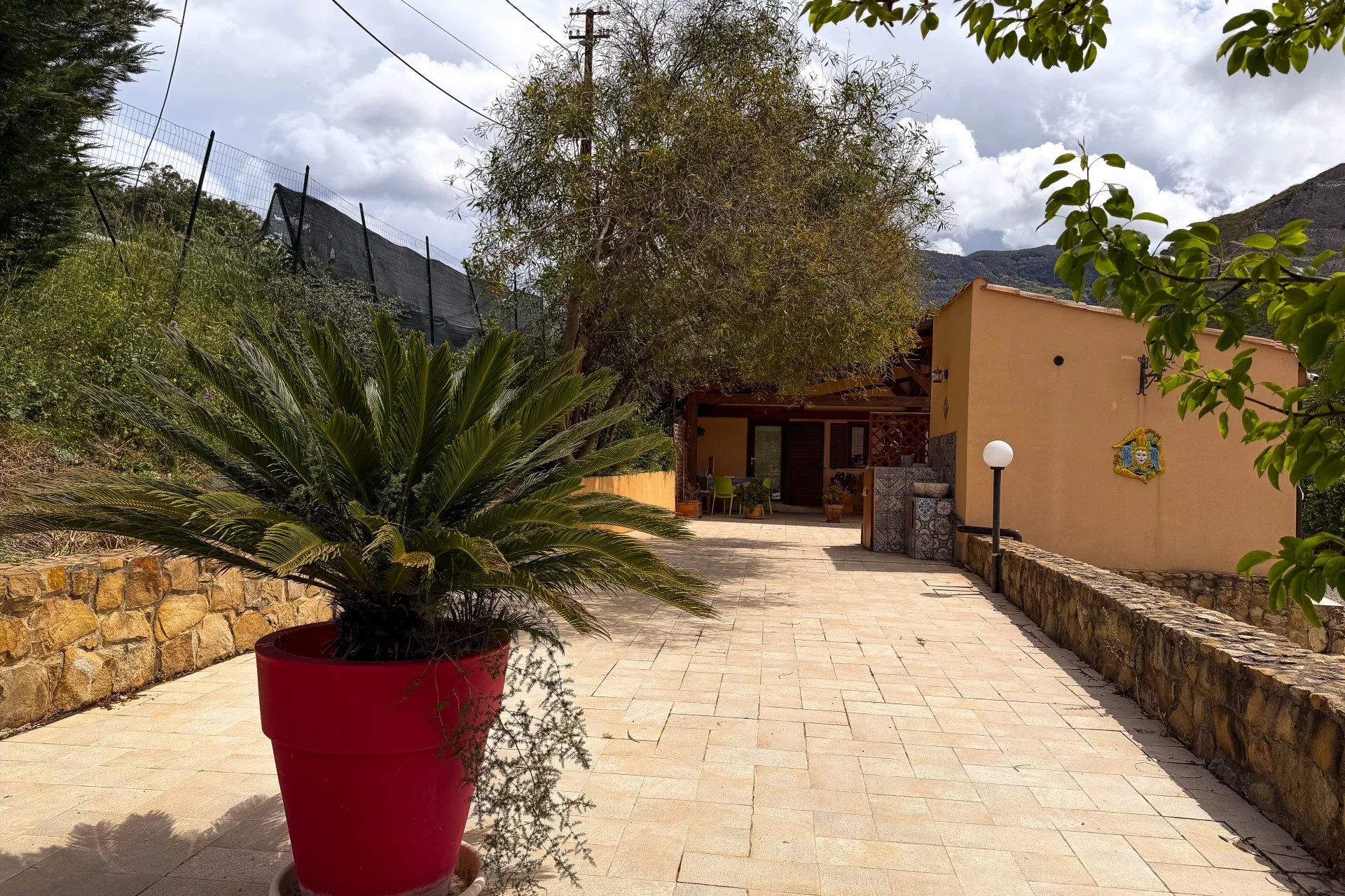 Additional Image 2