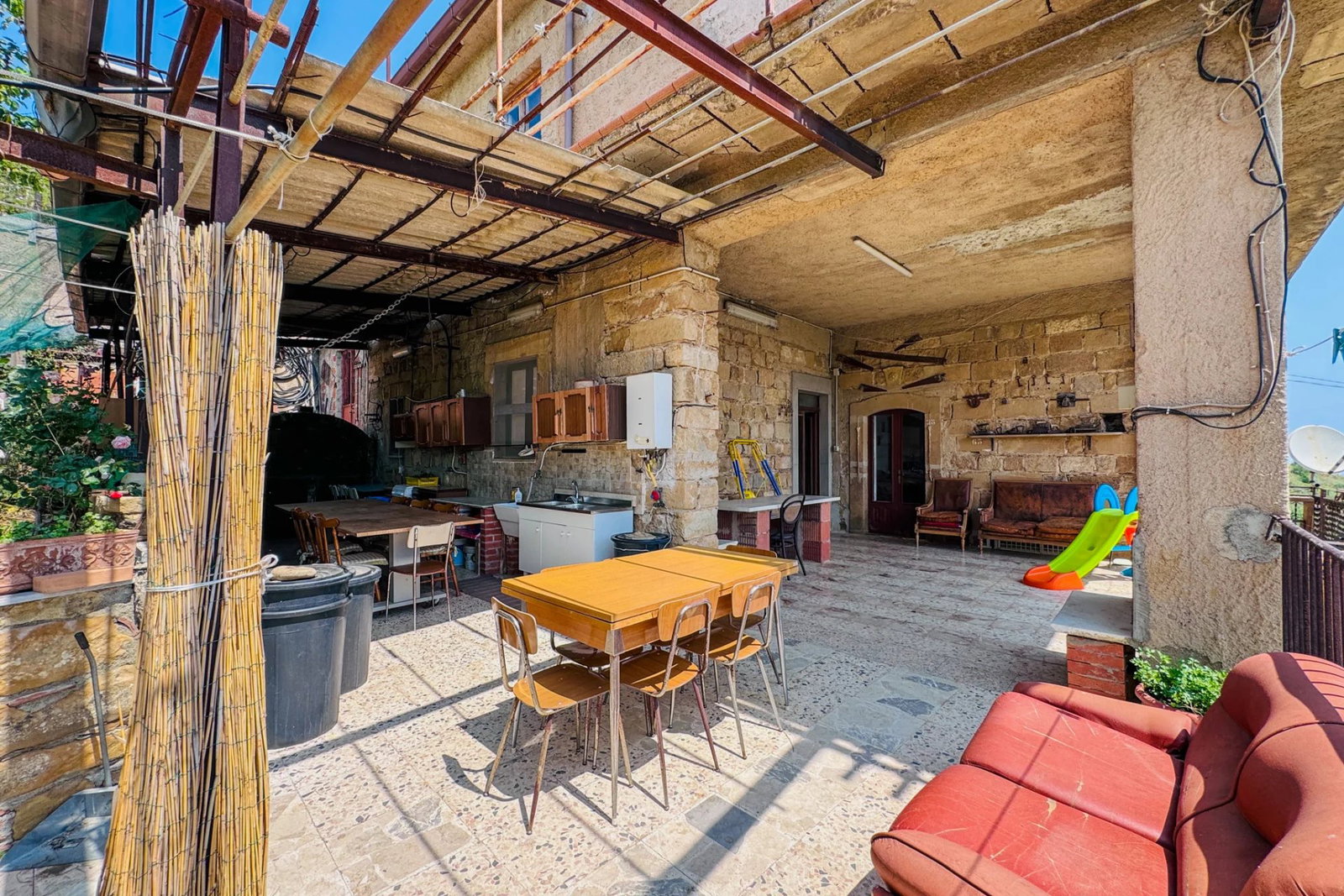 7