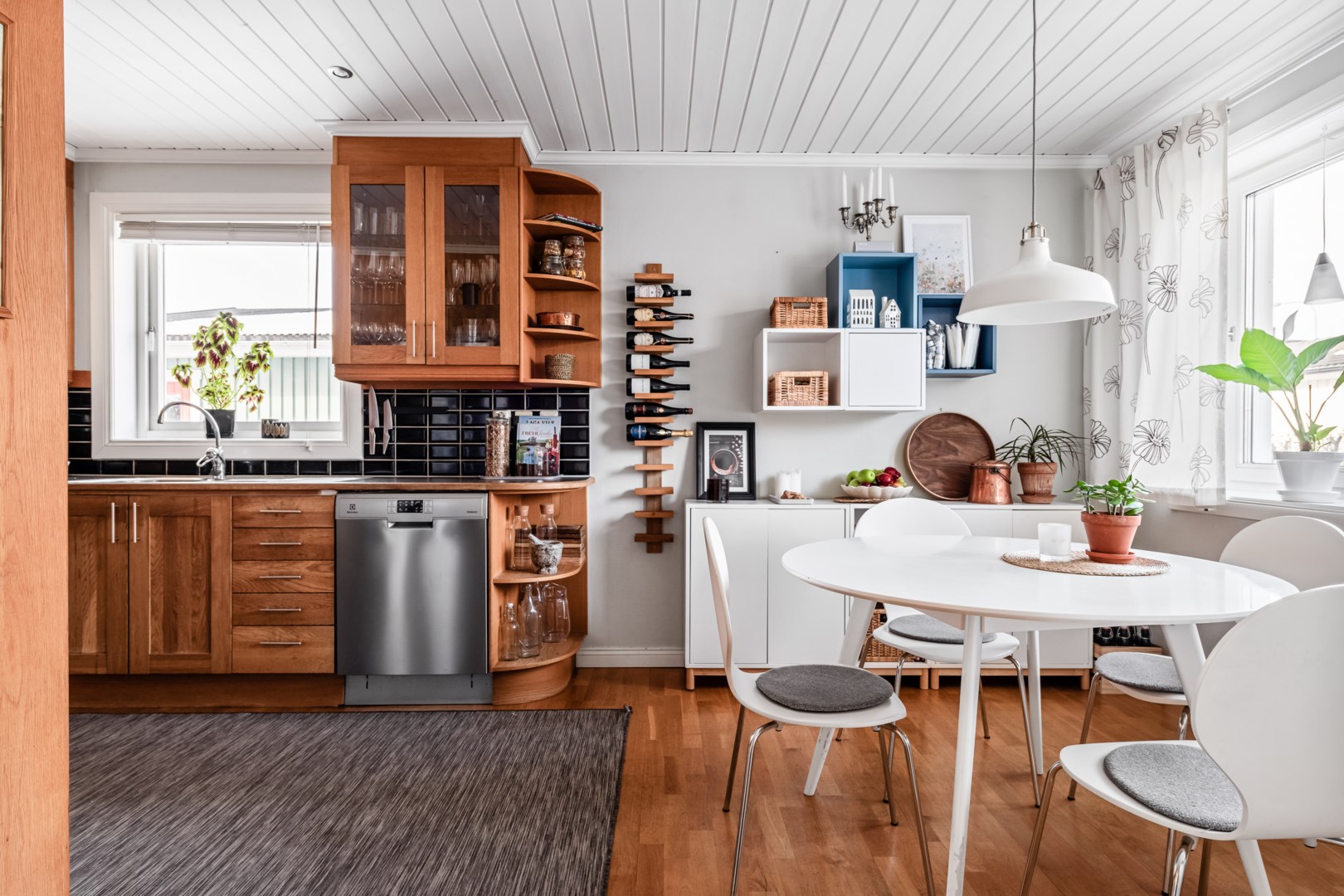 Radhus i Teg, Umeå, Västerbotten, Hökvägen 29A