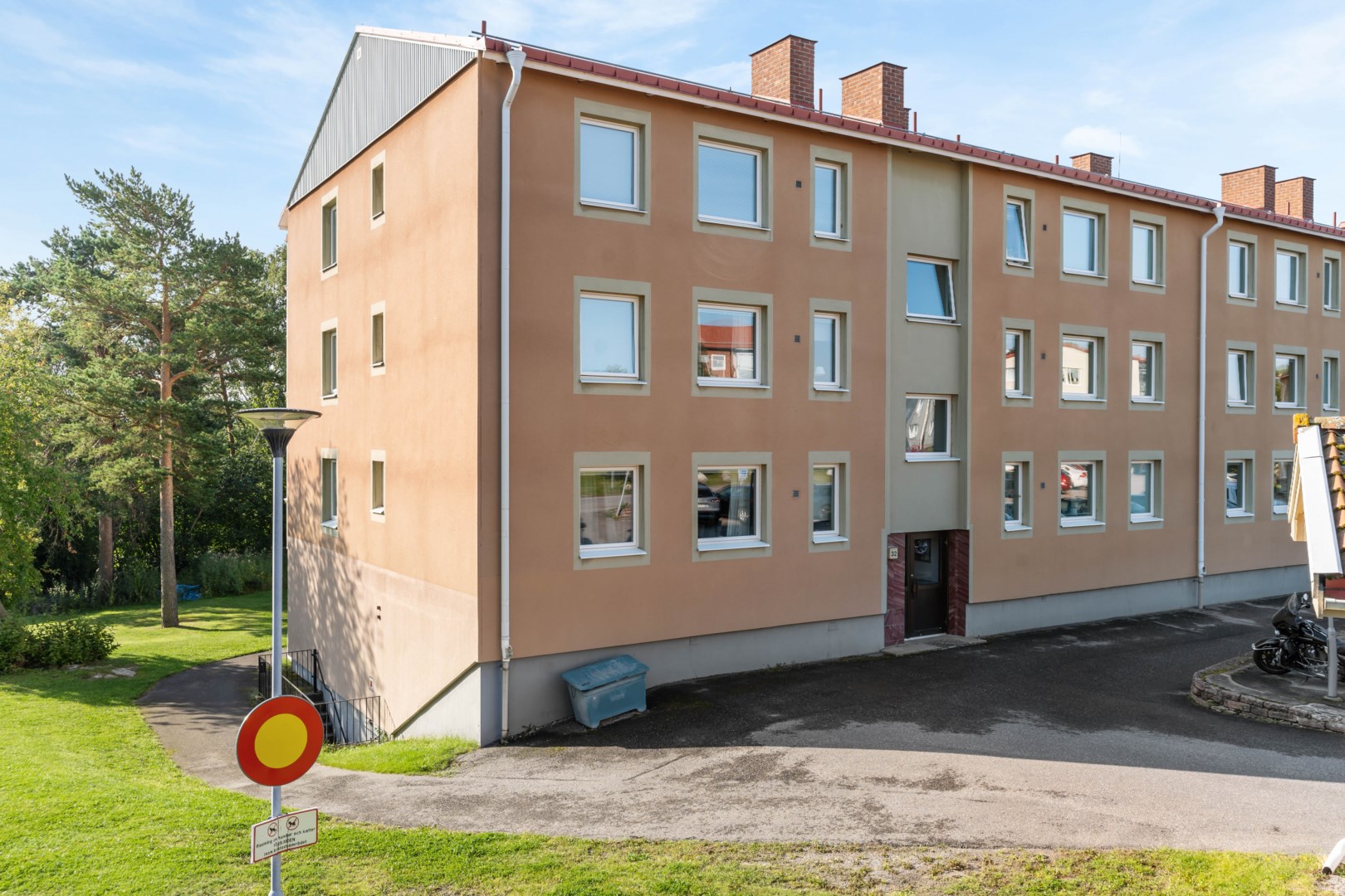 25