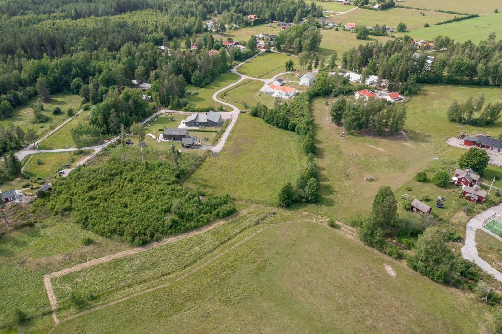 Tomt i Örebro kommun, Sverige, Stortorp