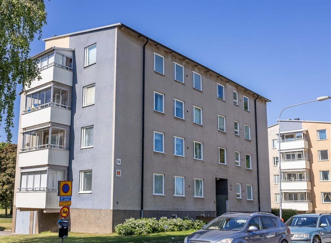 Lägenhet i Hageby, Norrköping, Östergötland, Bäckgatan 14
