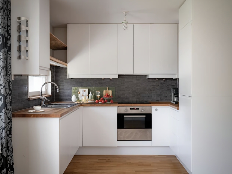 Lägenhet i Upplands Väsby, Stockholm, Bromsbodavägen 13A