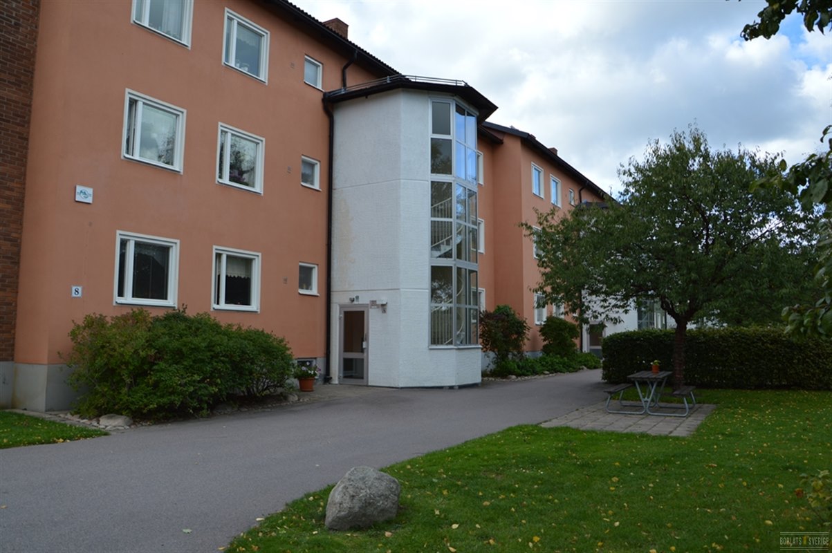 Lägenhet i Blomstermåla, Kalmar, Mönsterås, Skolgatan 8 B