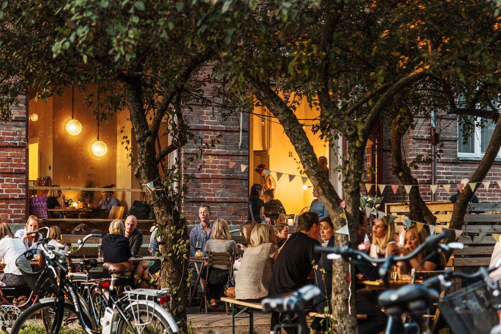 22