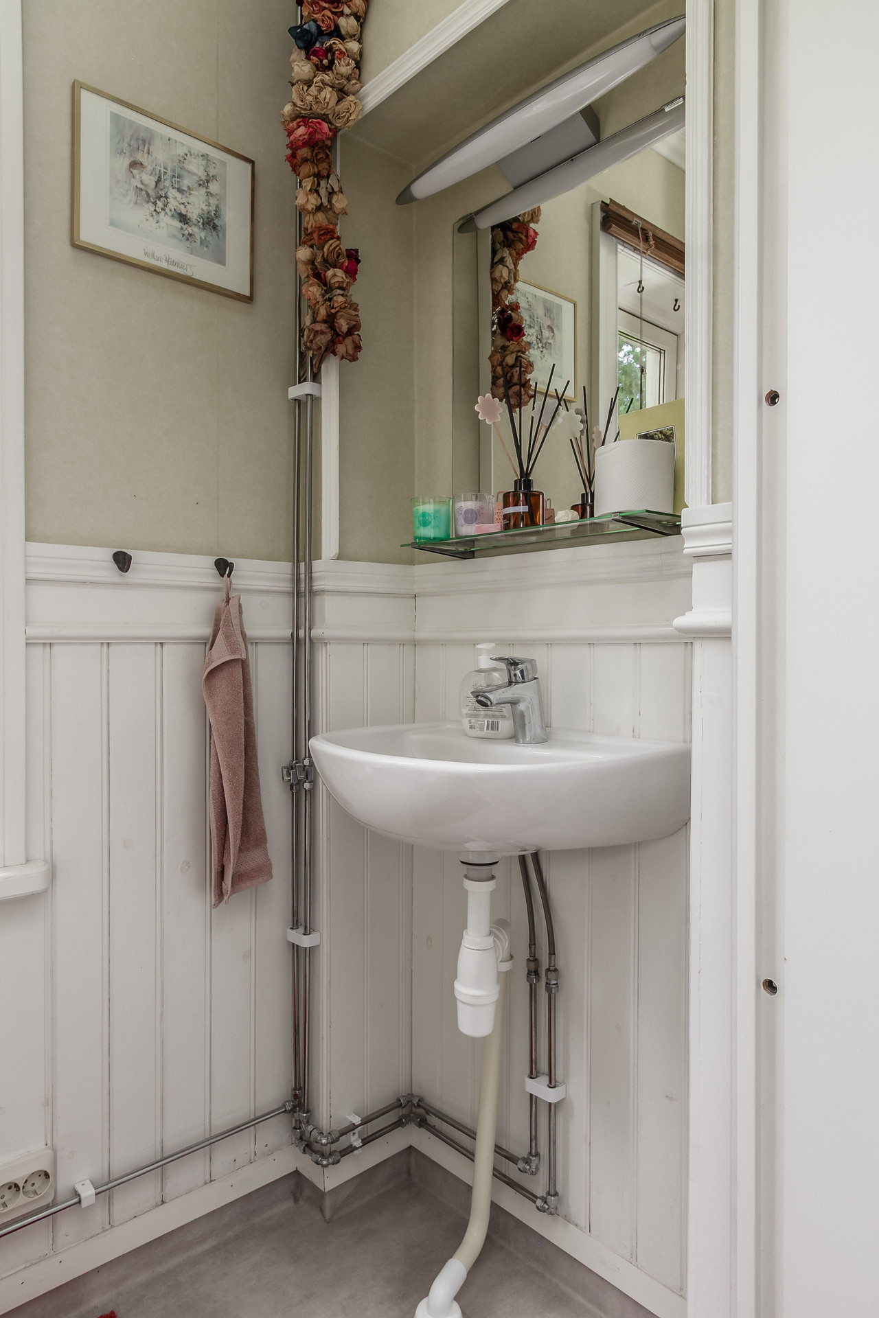 32