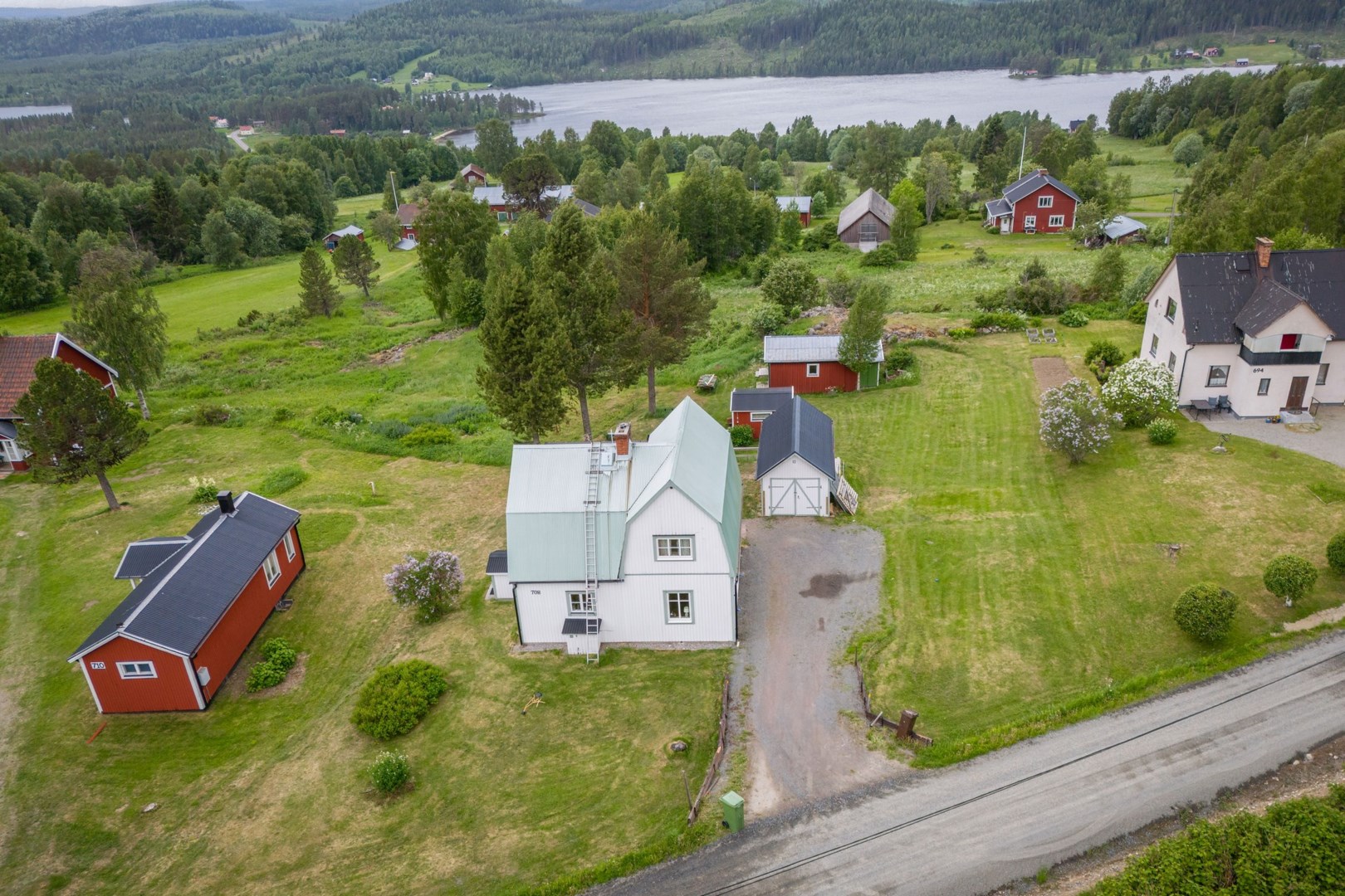 Villa i Kälarne, Jämtland, Bräcke, Hällesjö 708