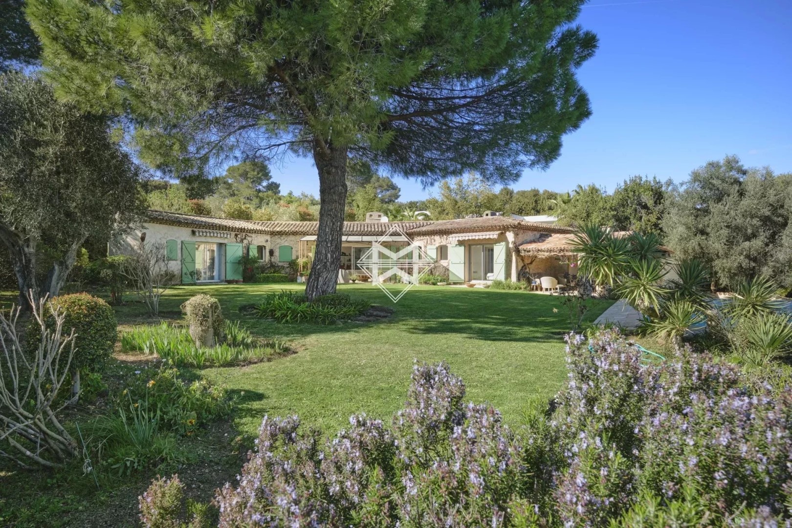 Villa i Franska Rivieran, Mougins, Provence-Alpes-Côte D'azur, Alpes-Maritimes, Mougins
