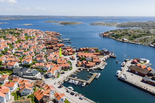 Villa i Mollösund, Västra Götaland, Orust, Hamnvägen 43