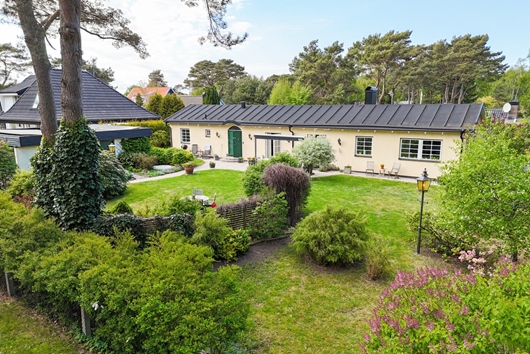 Villa i Kämpinge, Höllviken, Skåne, Vellinge, Backsippevägen 15
