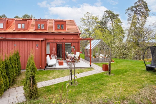 Bostadsrätt i Silverdal, Sollentuna, Stockholm, Rådans gårdsväg 60