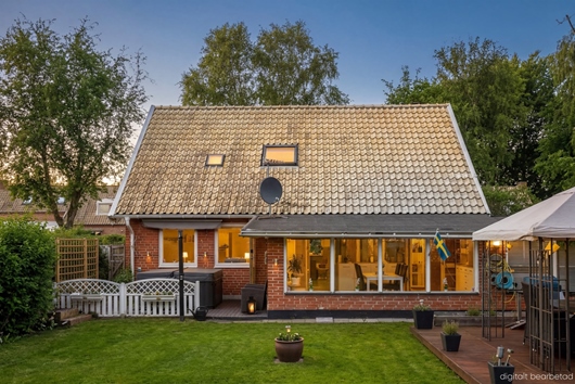 Villa i Arlöv, Malmö, Skåne, Burlöv, Allégatan 33