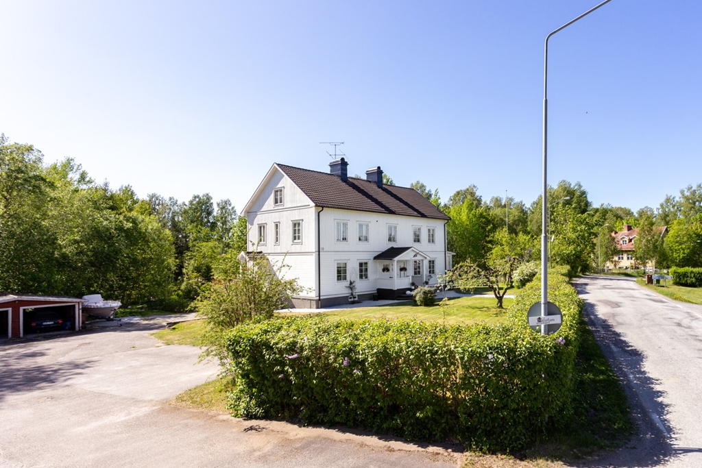 Villa i Gusselby, Sverige, Kvarnabergsvägen 19