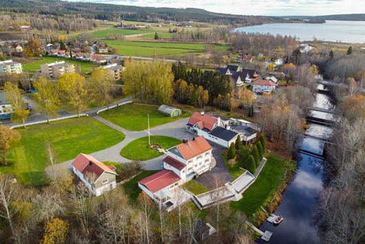 Övriga hus i Storå, Örebro, Lindesberg, Industrivägen 7
"Brovalla Går