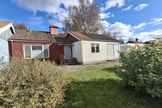 Fritidshus i Stråssa, Örebro, Lindesberg, Lönnvägen 4A