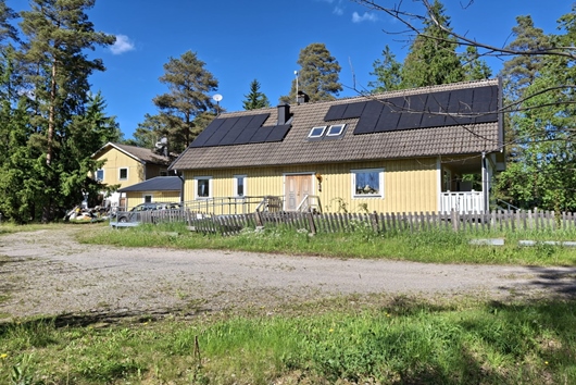 Villa i Vedevåg, Örebro, Lindesberg, Oxhagsvägen 8