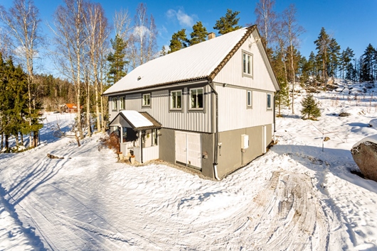 Gods och gårdar i Nora, Örebro, Östanbergshyttan Lobacken 106