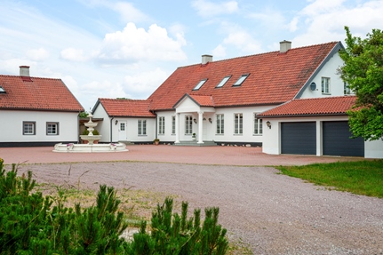 Villa i Alstad, Trelleborg, Landsvägen 1477