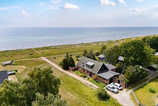Villa i Trelleborg, Gislövs läge och Simremarken, Skåne, Pudelvägen 24