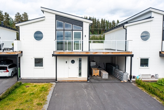 Radhus i Dvärsätt, Jämtland, Krokom, Sandnäsvägen 47