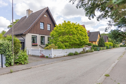 Villa i Rostorp, Malmö, Skåne, Sävstaholmsgatan 24