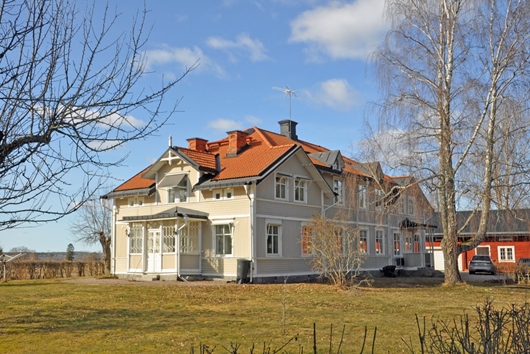 Villa i Fläckebo, Salbohed, Västmanland, Sala, Hassmyra 100 och 101